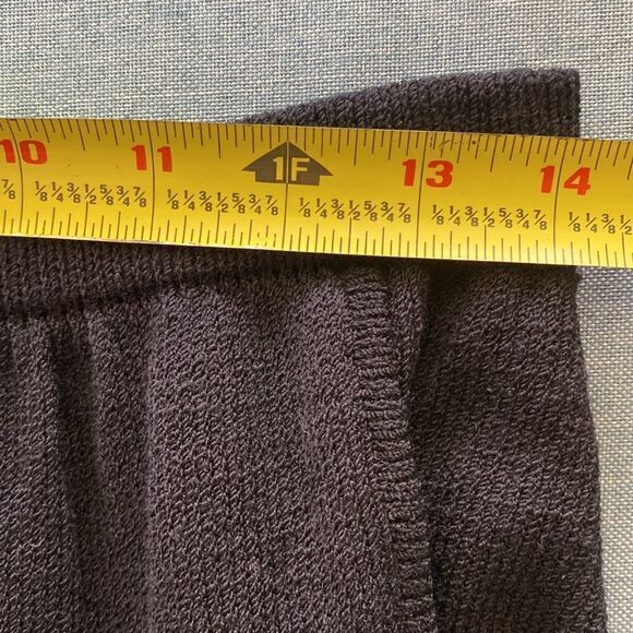 St. John by Marie Gray elegant black midi skirt size 2 - Picture 7 of 8